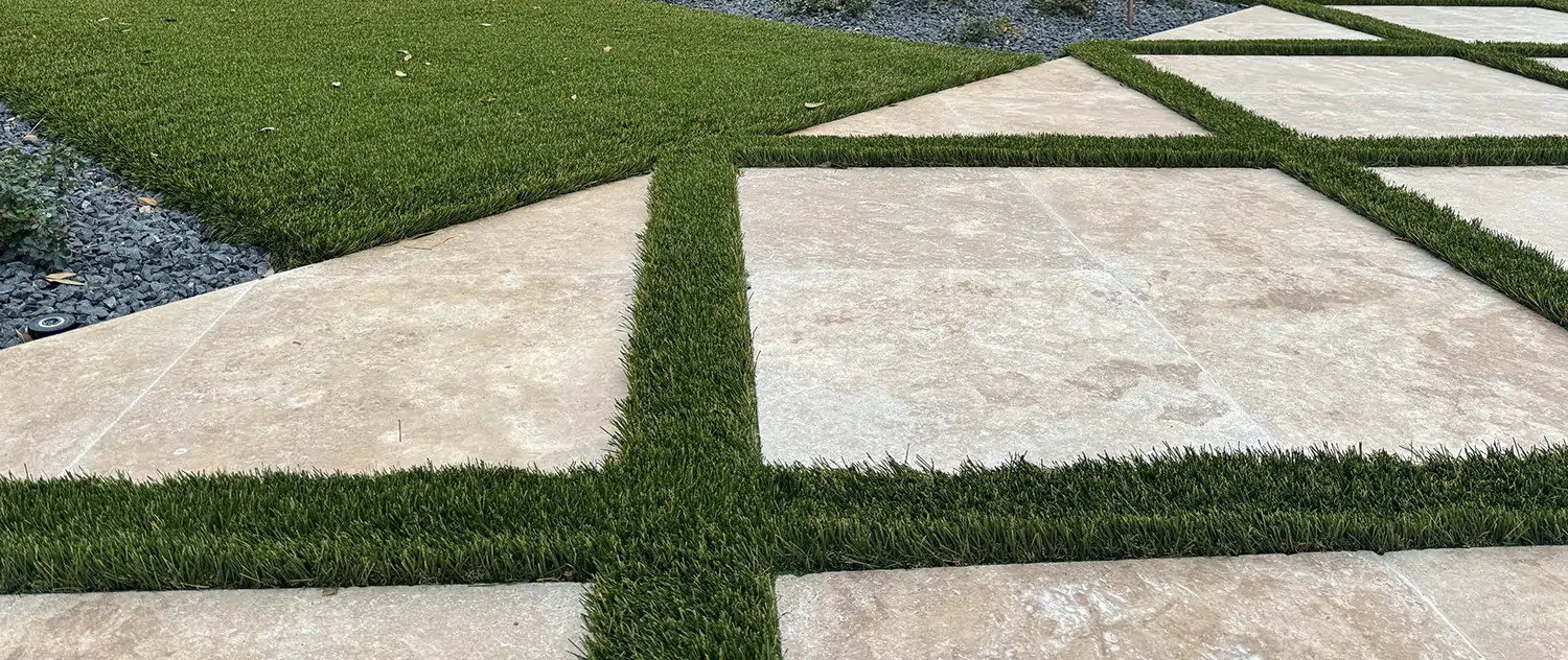 Backyard artificial grass installation from SYNLawn