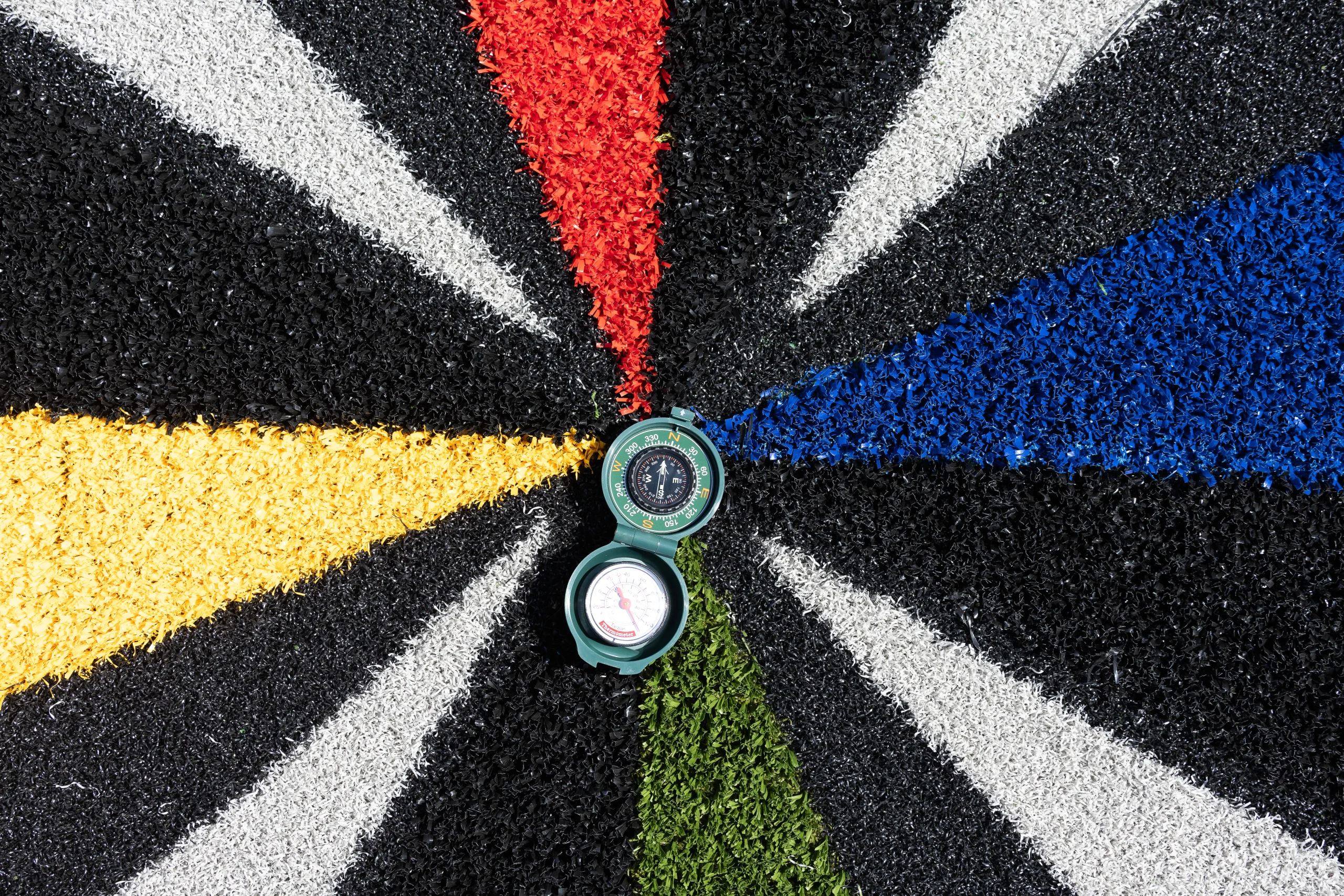 close up custom turf design Dallas custom turf design