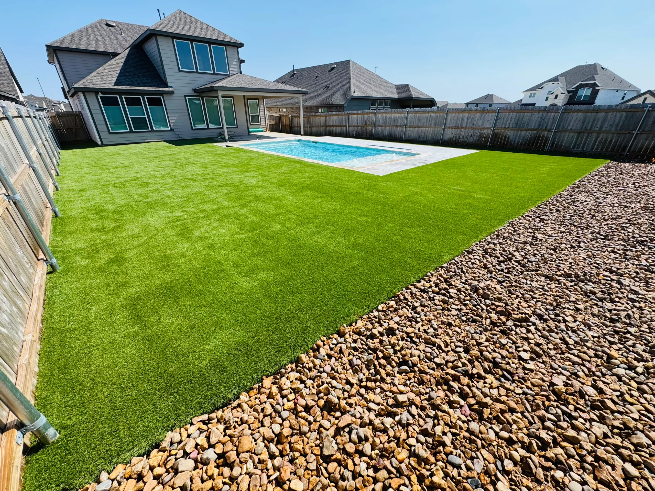 SYNLawn Dallas Backyard artificial turf